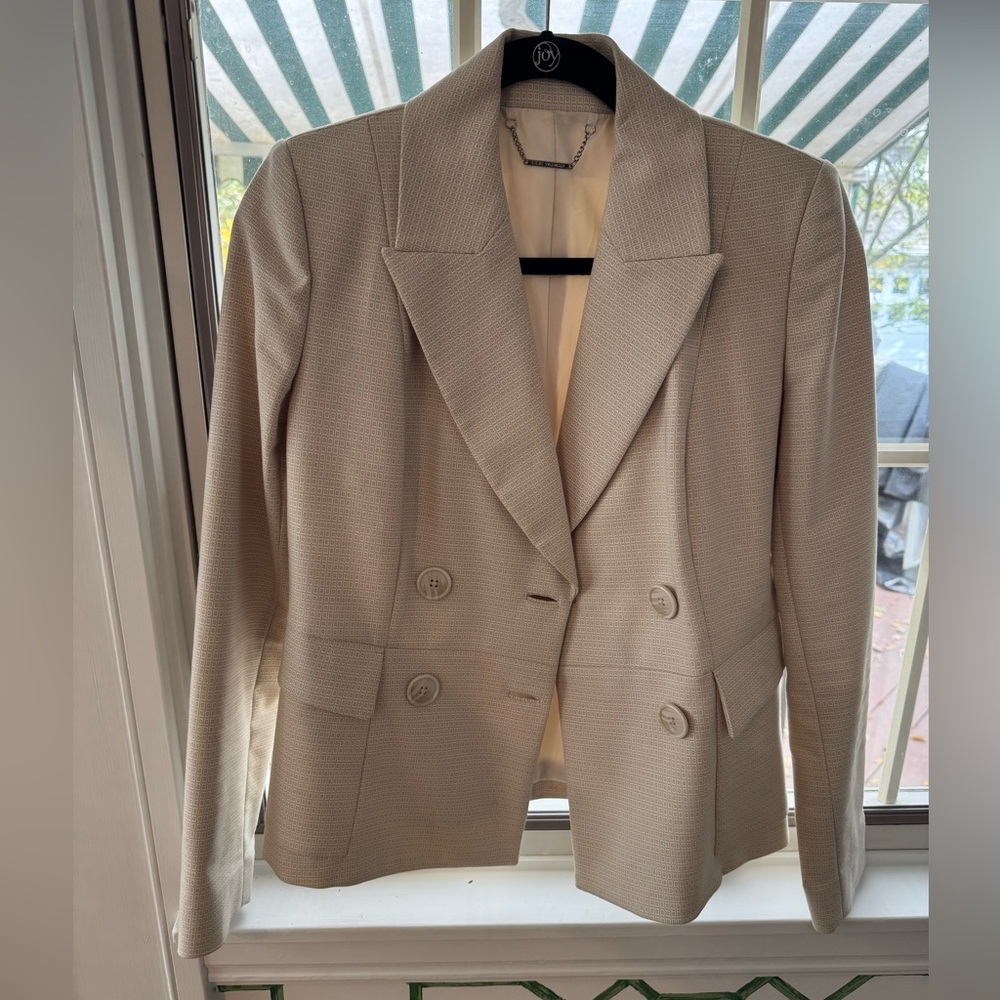 Elie Tahari - Cream Blazer - US 2